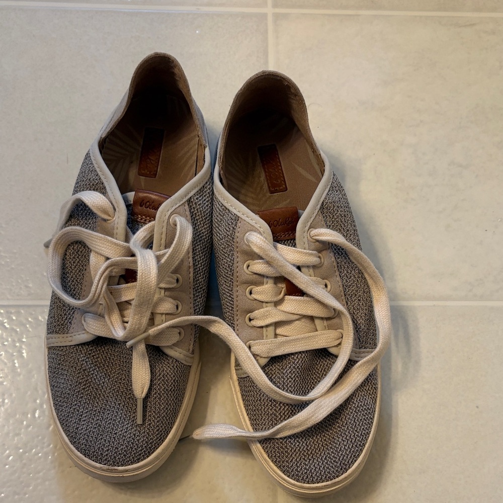 OluKai Women's Sneakers
